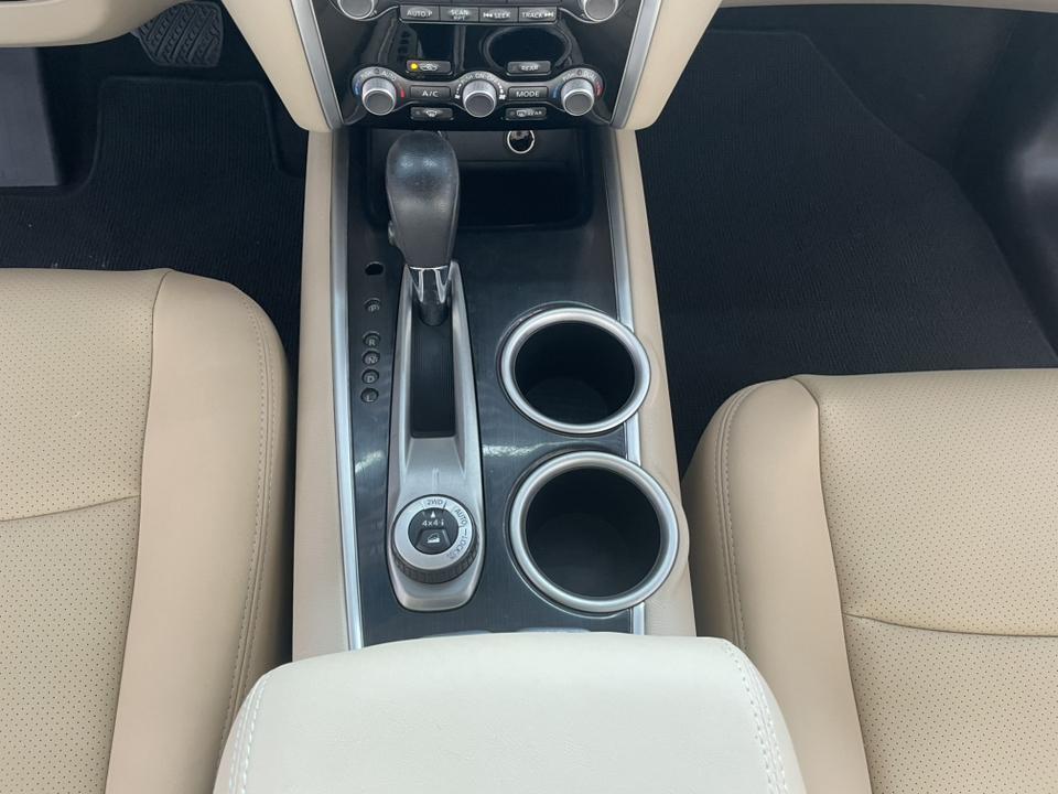 Nissan Pathfinder 2019 thumb 9