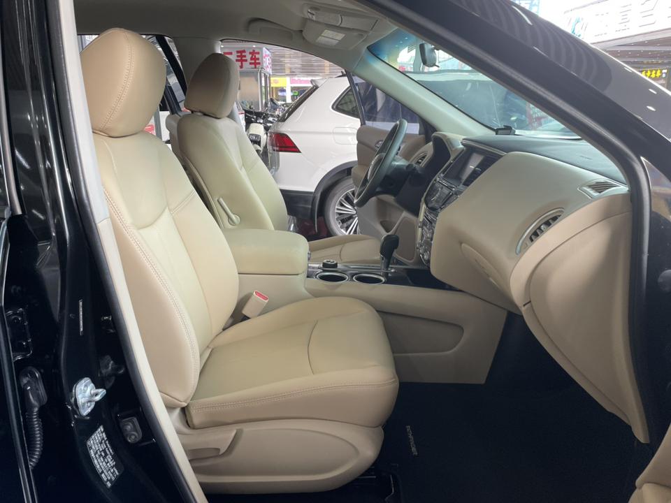 Nissan Pathfinder 2019 thumb 11