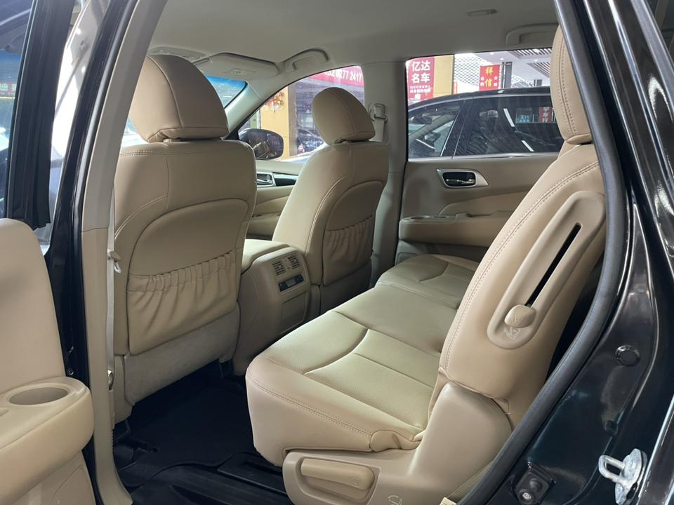 Nissan Pathfinder 2019 thumb 12