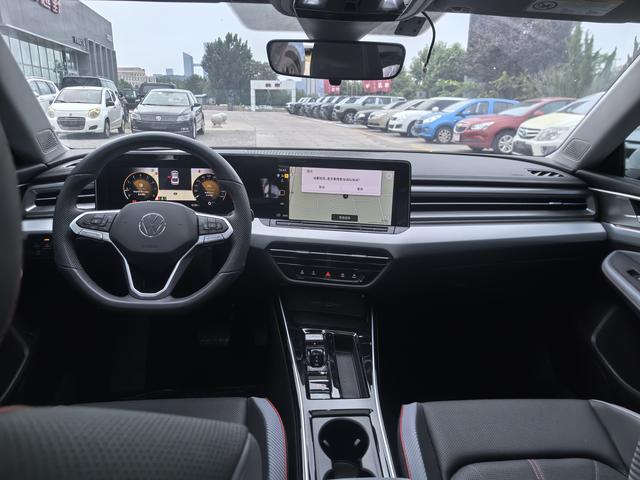 Volkswagen Lamando 2024 thumb 11