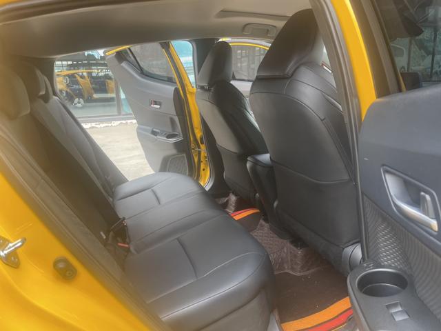 Toyota C-HR 2021 thumb 7