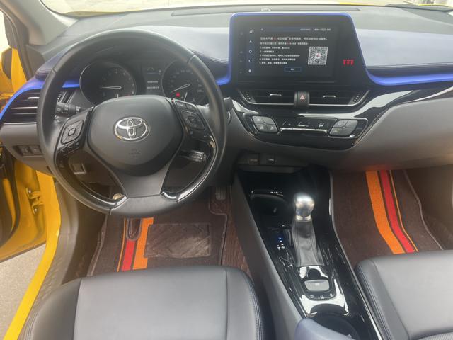 Toyota C-HR 2021 thumb 9