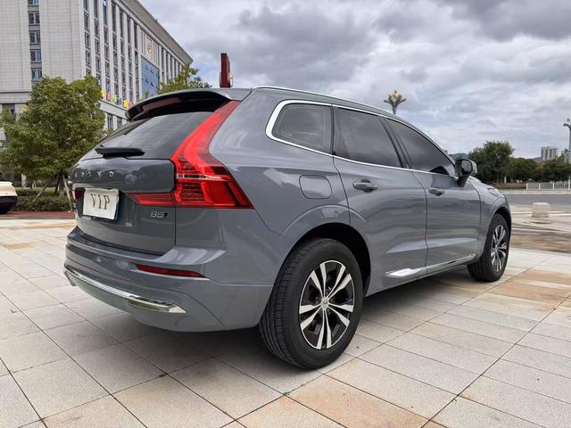 Volvo XC60 2023 thumb 4