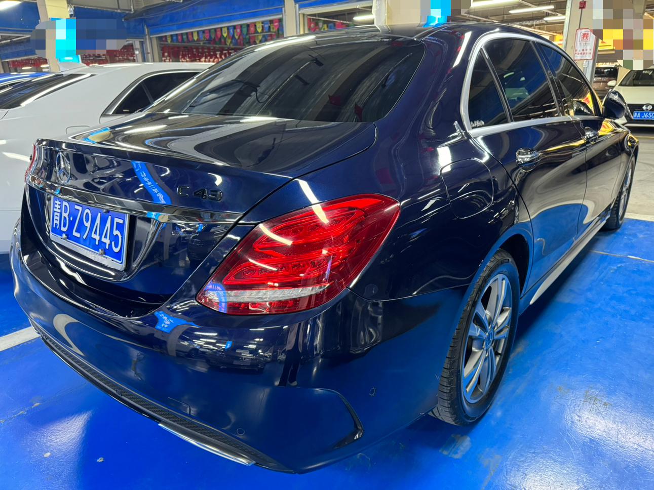 Mercedes-Benz C-Class 2018 thumb 4