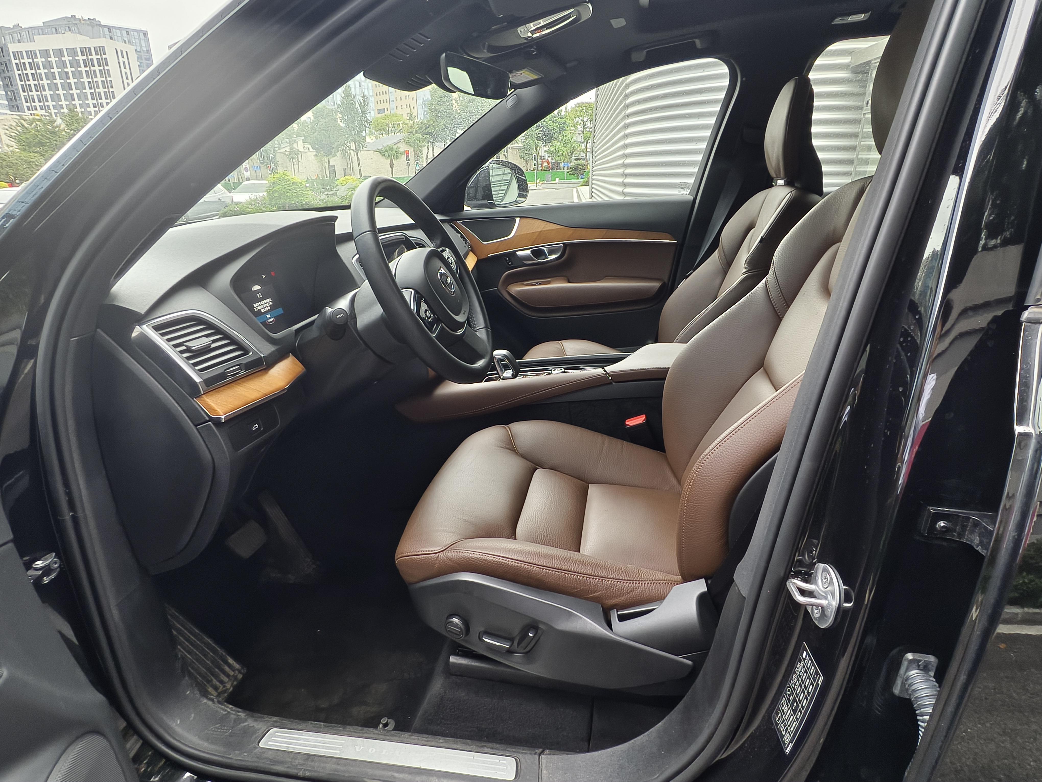 Volvo XC90 2024 thumb 10