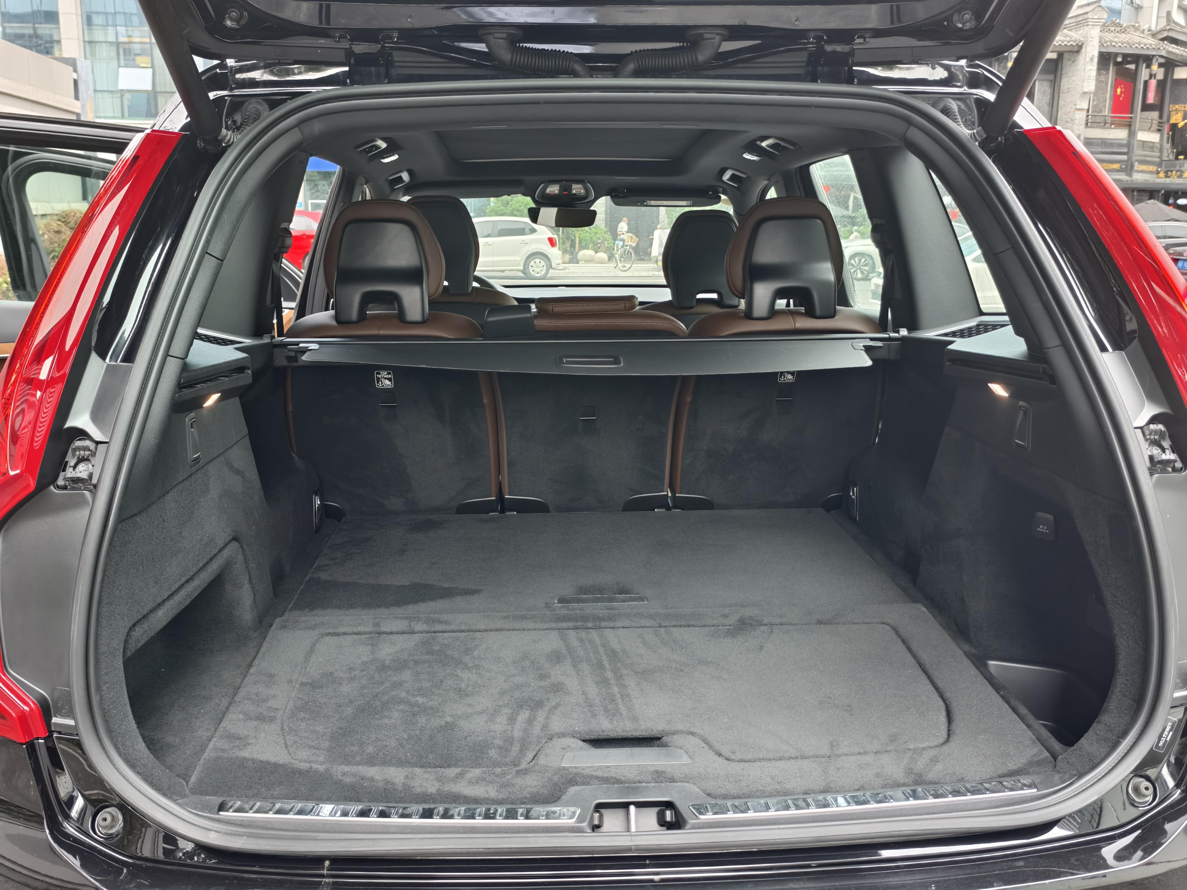 Volvo XC90 2024 thumb 12