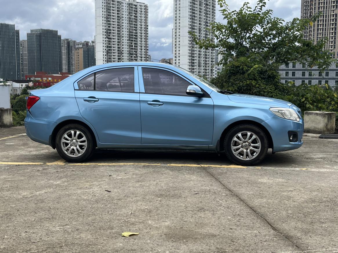 Changan Alsvin V7 2014 thumb 5