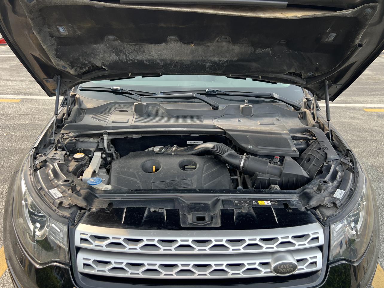 Land Rover Discovery Sport 2017 thumb 6