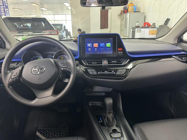 Toyota C-HR 2022 thumb 6