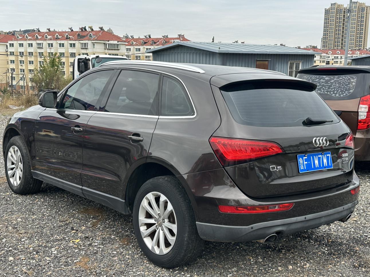 Audi Q5 2014 thumb 2