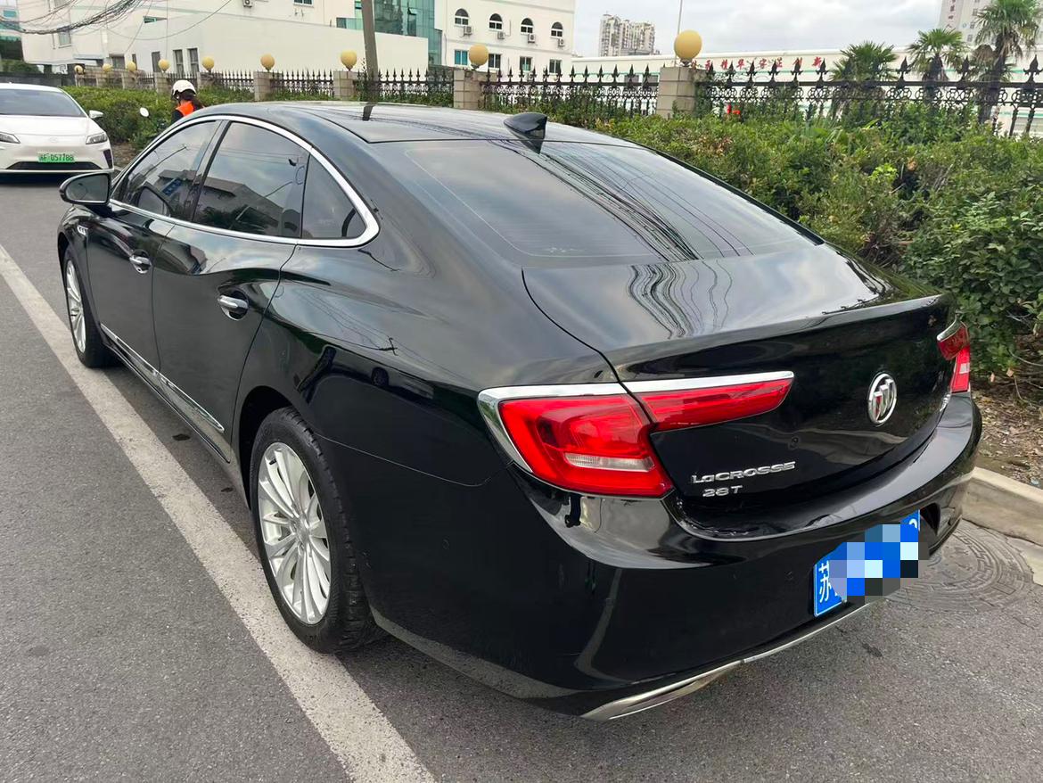 Buick LaCrosse 2019 thumb 2