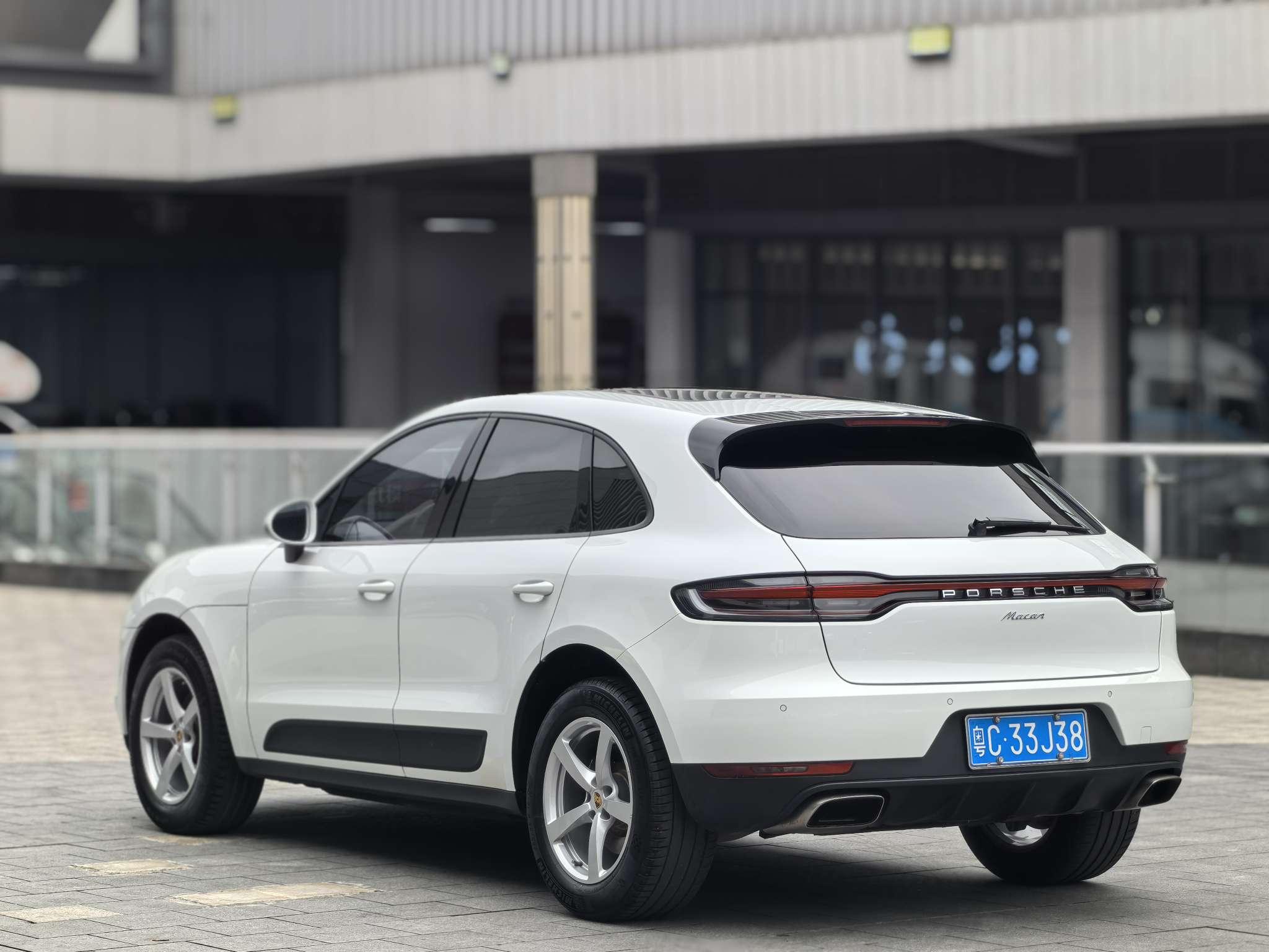Porsche Macan 2019 thumb 2