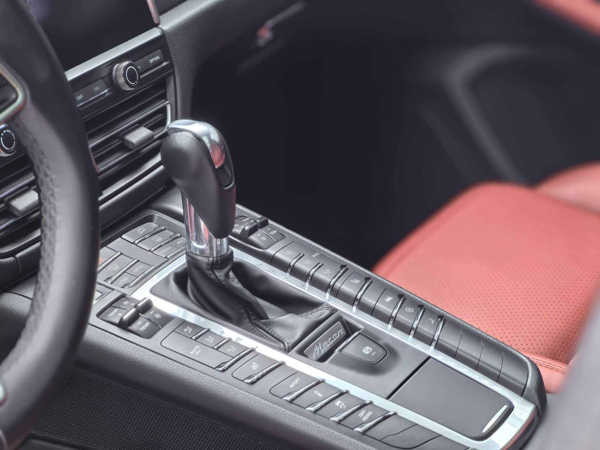 Porsche Macan 2019 thumb 11