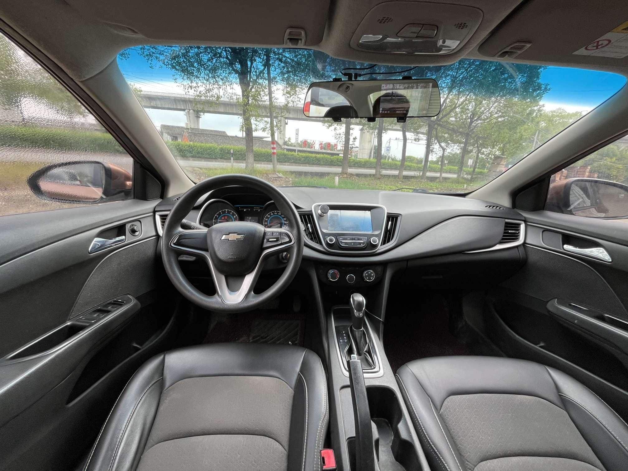 Chevrolet Cavalier 2017 thumb 5