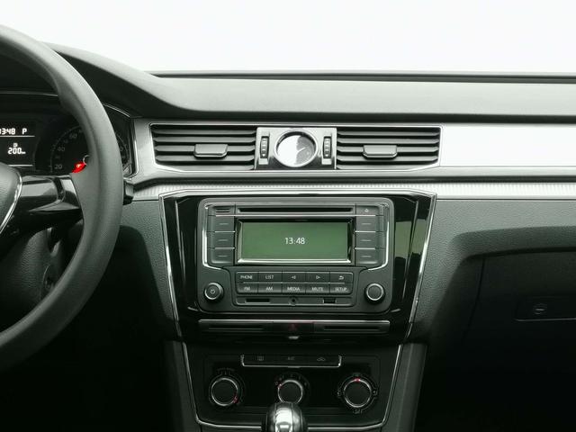 Volkswagen Passat 2019 thumb 11