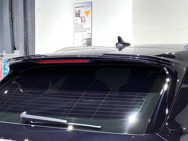 Bentley Bentayga 2021 thumb 12