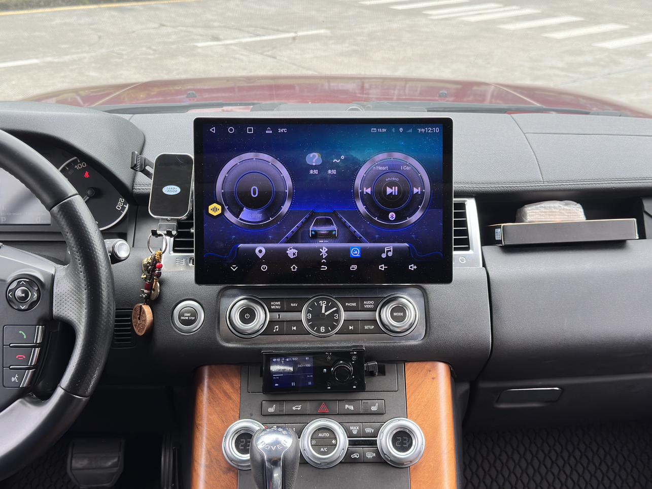 Land Rover Range Rover Sport 2013 thumb 7