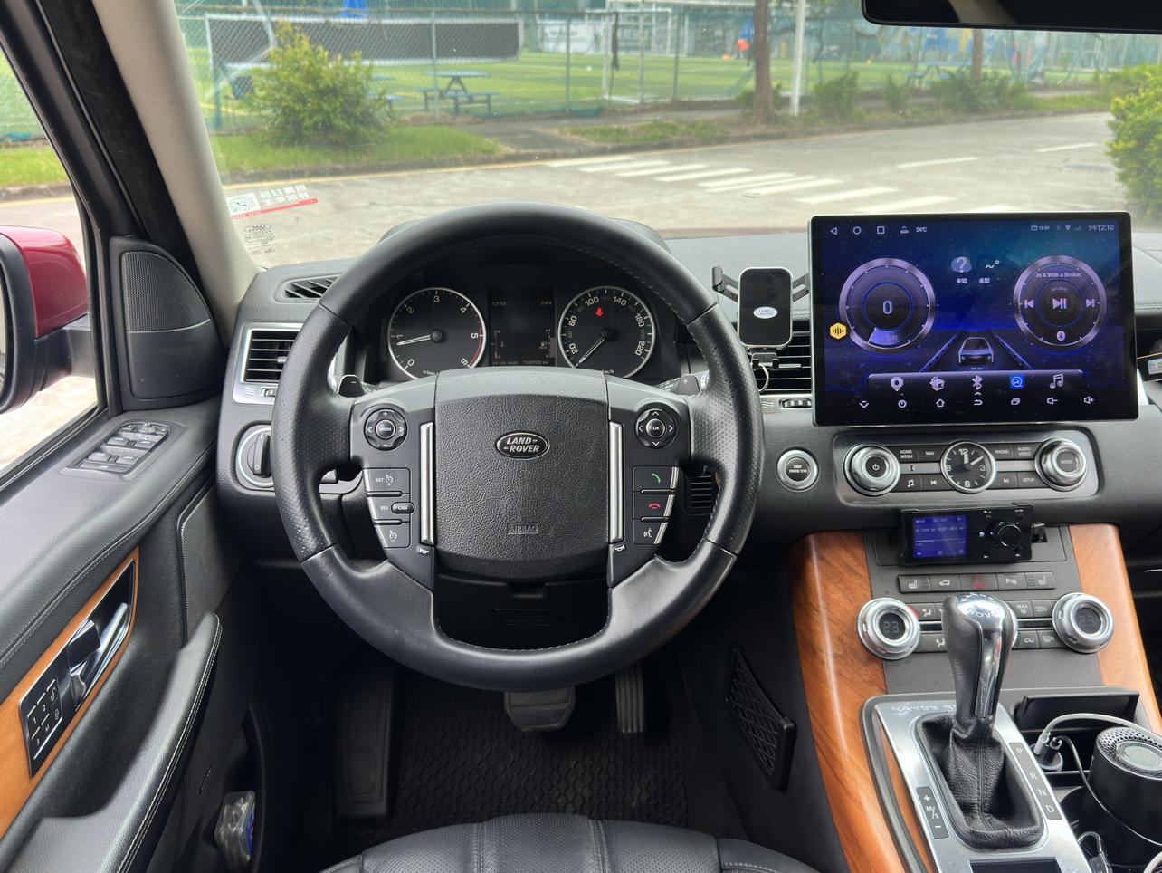 Land Rover Range Rover Sport 2013 thumb 10