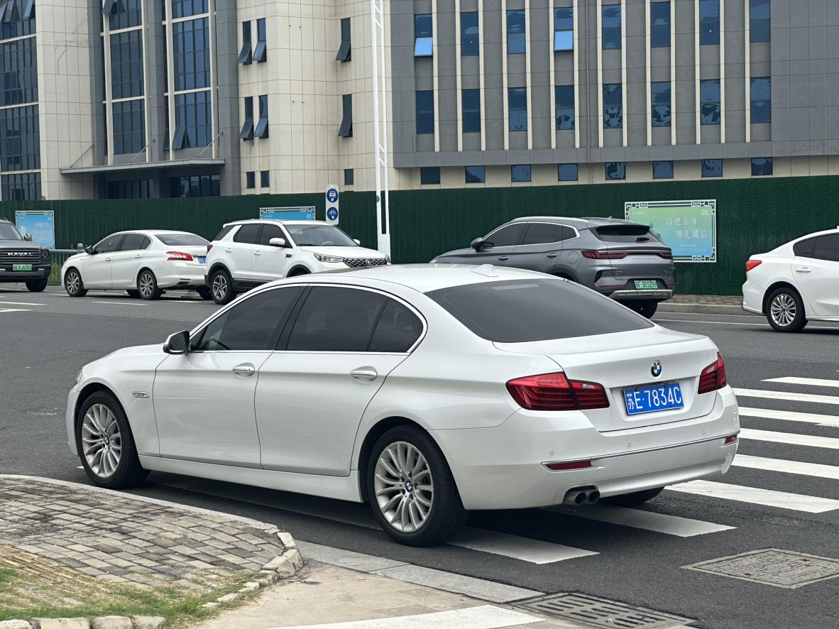 BMW 5 серии 2017 thumb 2