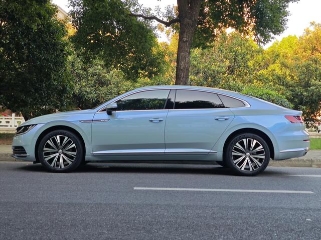 Volkswagen Arteon 2020 thumb 9