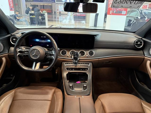 Mercedes-Benz E-Class 2021 thumb 3