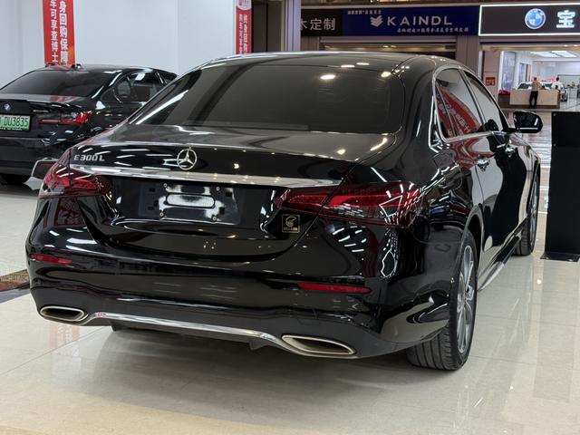 Mercedes-Benz E-Class 2021 thumb 6