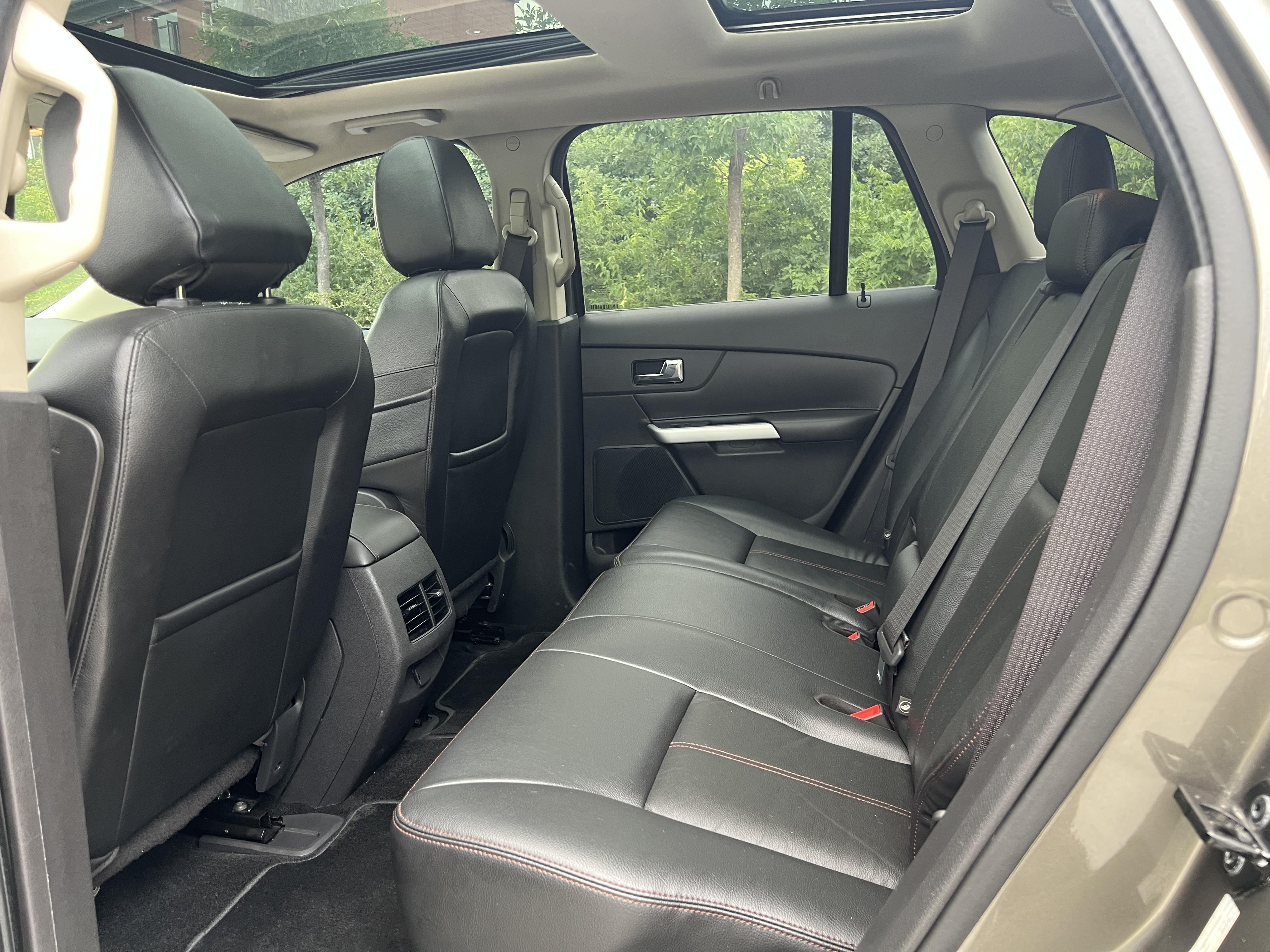 Ford Edge 2014 thumb 7