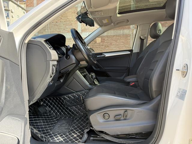 Volkswagen Tiguan 2019 thumb 6