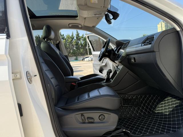 Volkswagen Tiguan 2019 thumb 9
