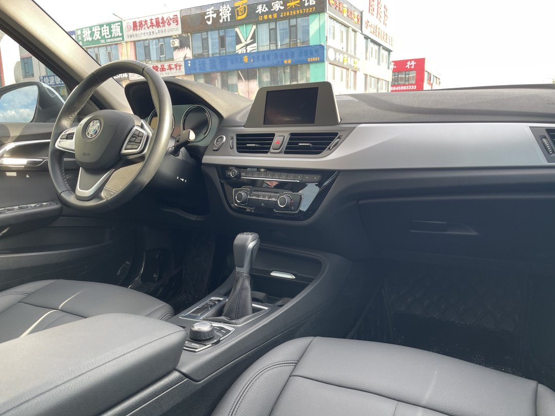 BMW 1 серии 2019 thumb 8