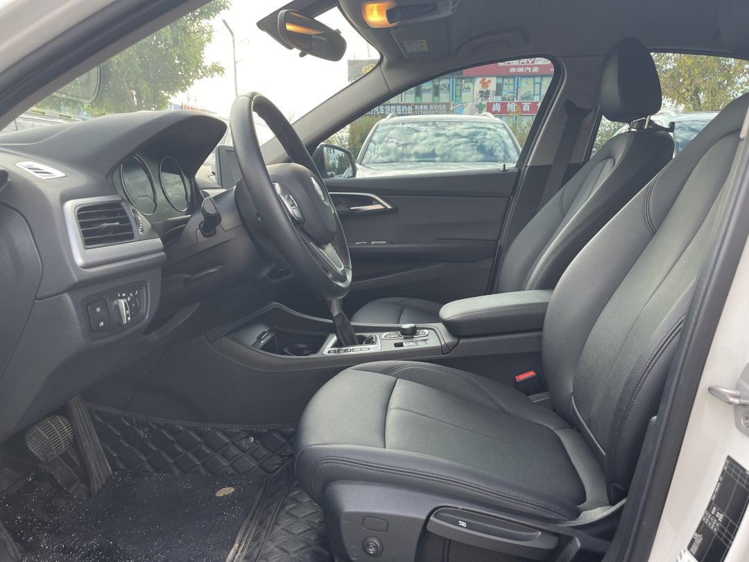 BMW 1 серии 2019 thumb 10