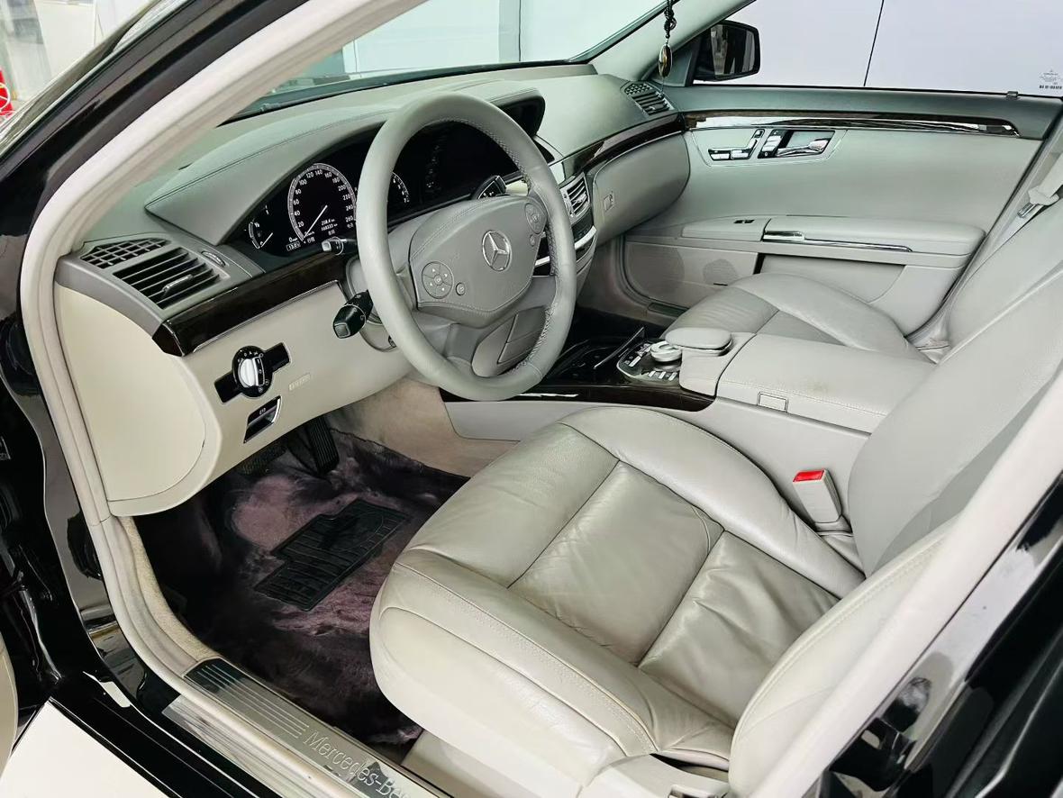 Mercedes-Benz S-Class 2011 thumb 4