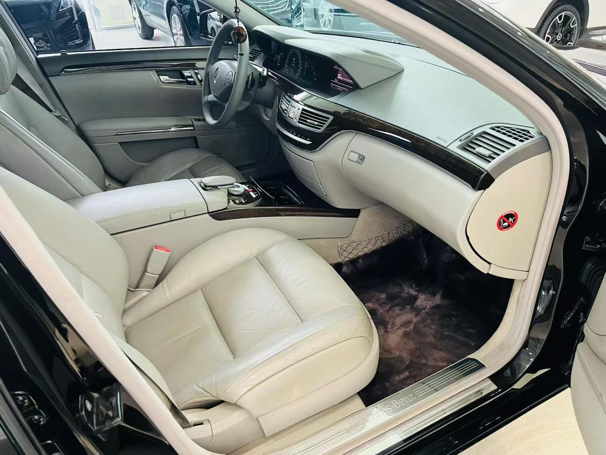 Mercedes-Benz S-Class 2011 thumb 11