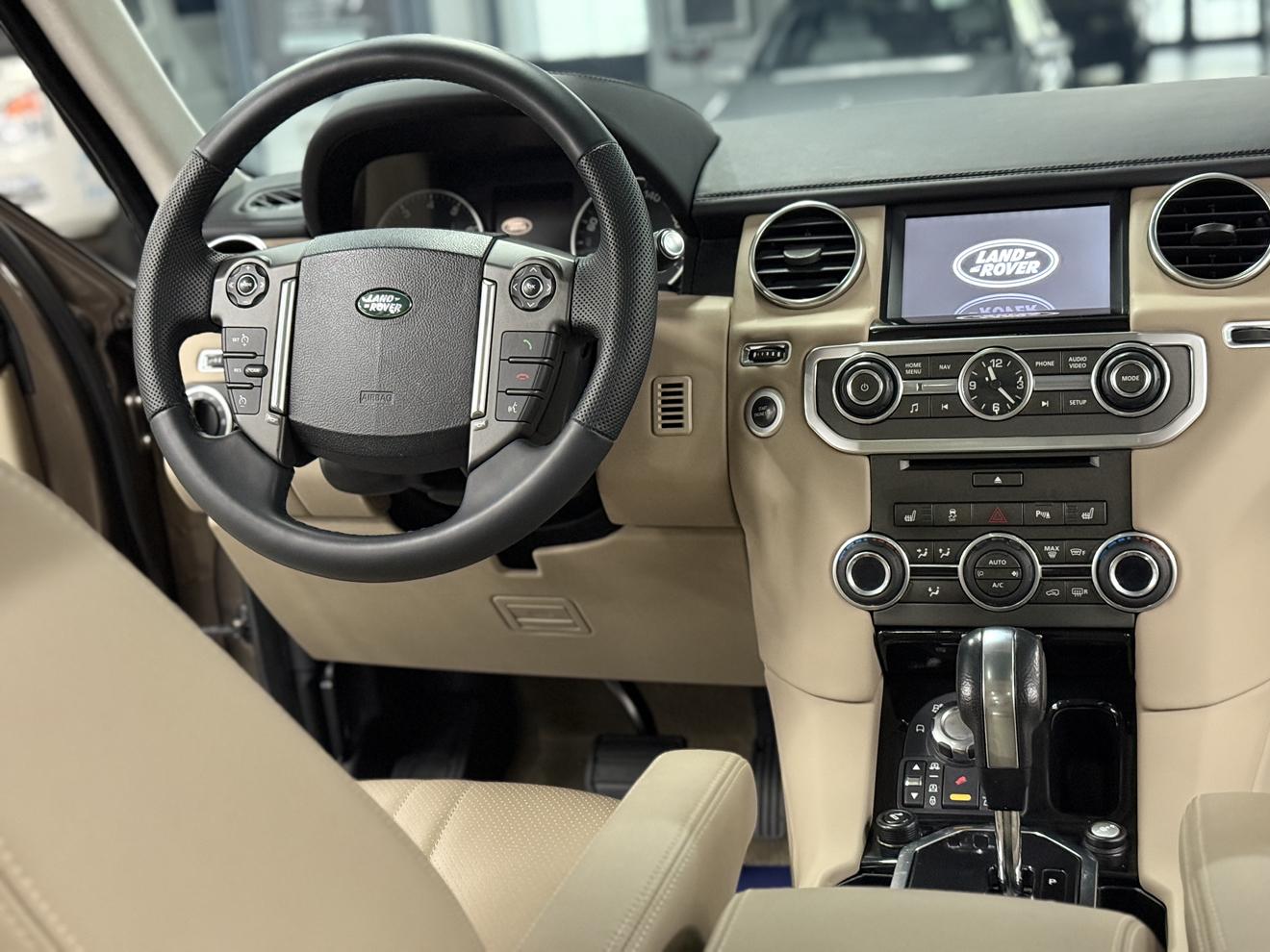 Land Rover Discovery 2012 thumb 12