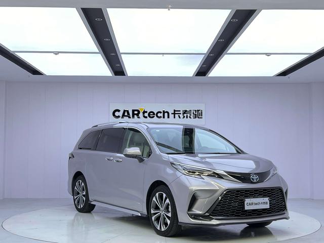 Toyota Granvia 2023 thumb 4