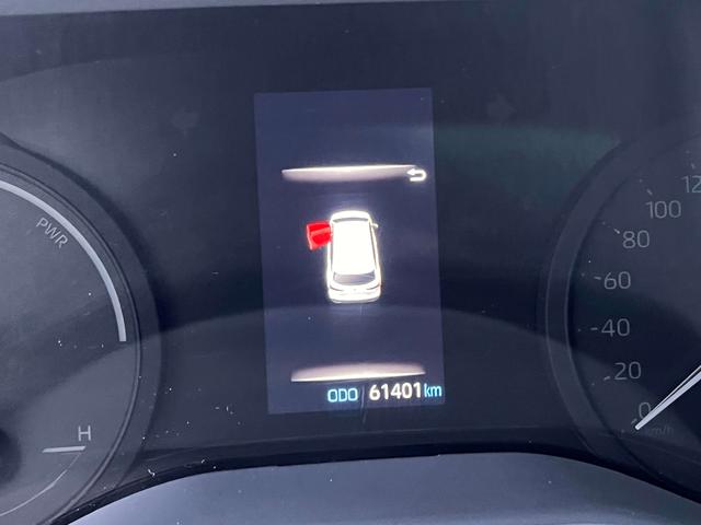 Toyota Granvia 2023 thumb 11