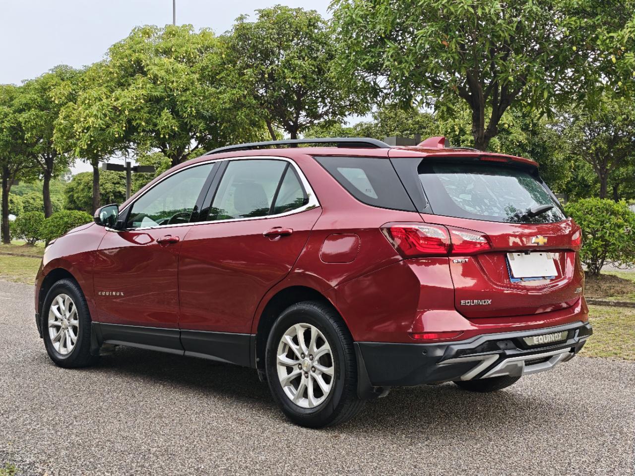 Chevrolet Equinox 2017 thumb 2