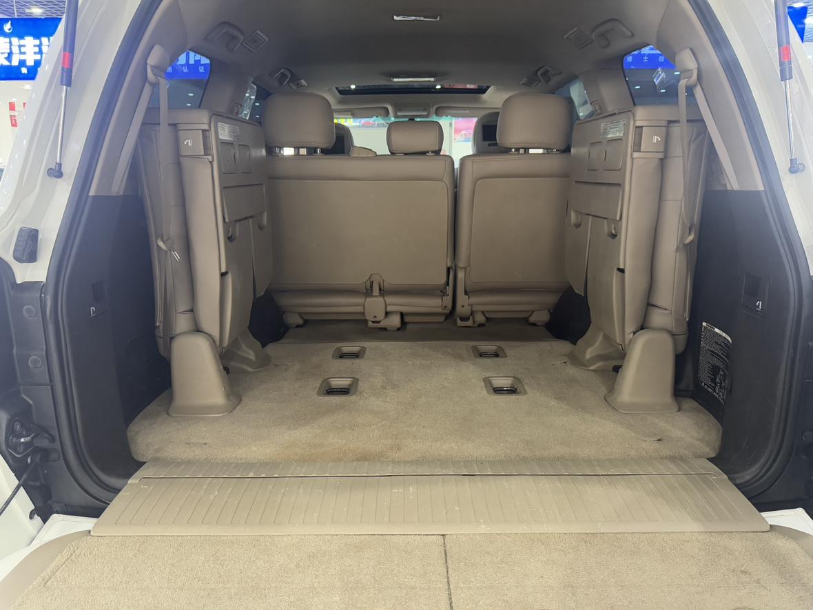Toyota Land Cruiser 2012 thumb 9