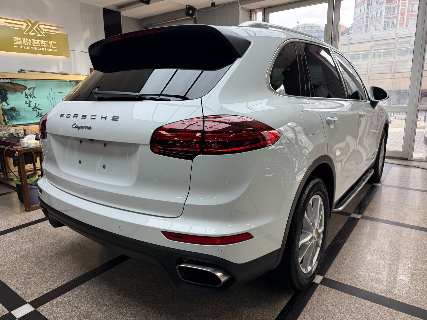 Porsche Cayenne 2015 thumb 4