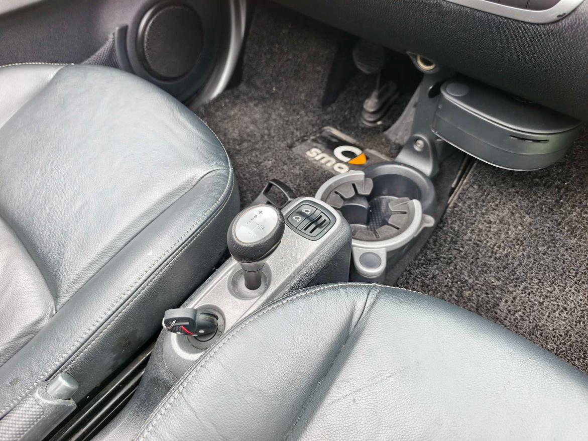 Smart Fortwo 2015 thumb 6