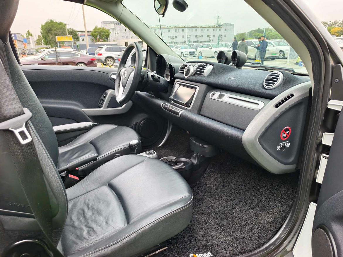 Smart Fortwo 2015 thumb 12