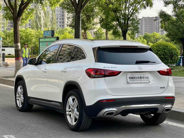Mercedes-Benz GLA 2022 thumb 7