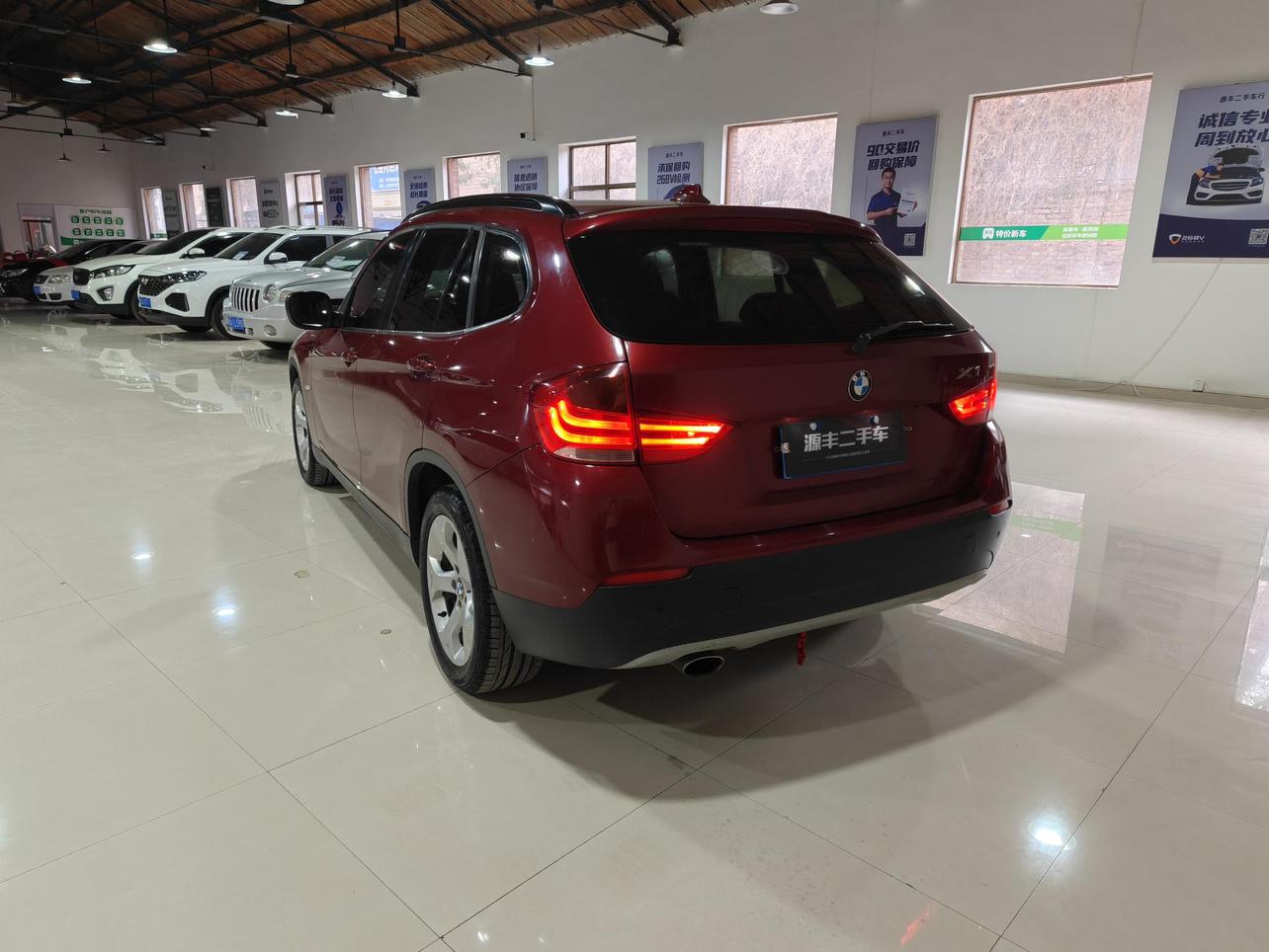 BMW X1 2011 thumb 3