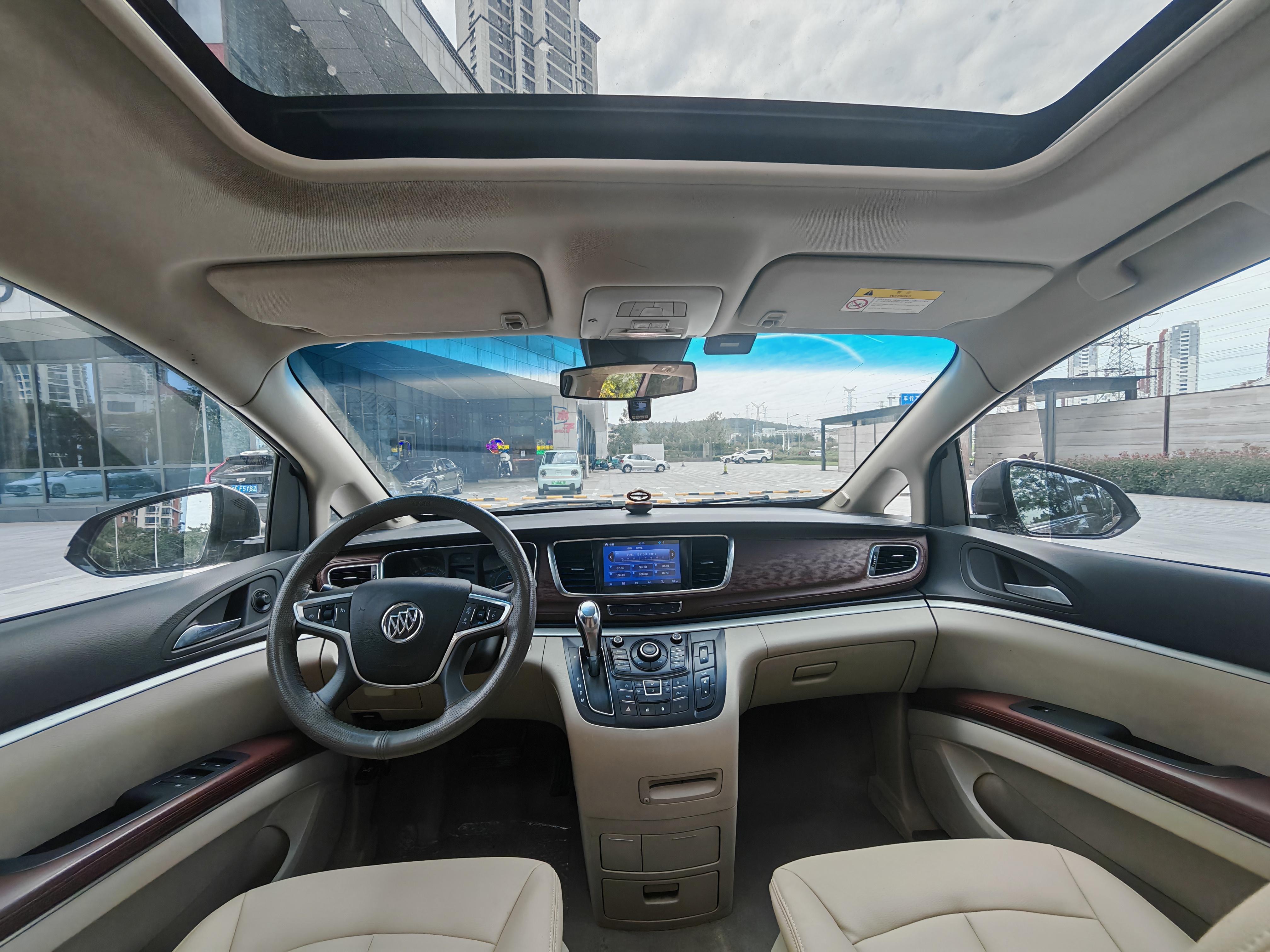 Buick GL8 2016 thumb 5
