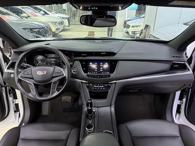 Cadillac XT5 2021 thumb 2