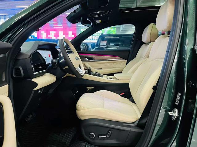 Geely Xingyue L 2025 thumb 4
