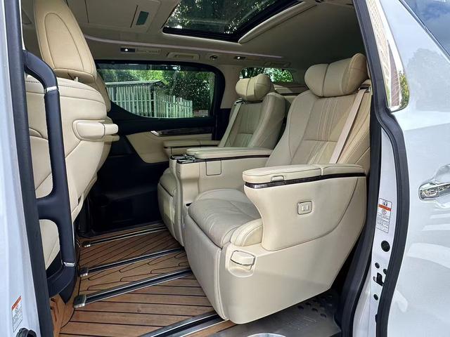 Toyota Vellfire 2021 thumb 6