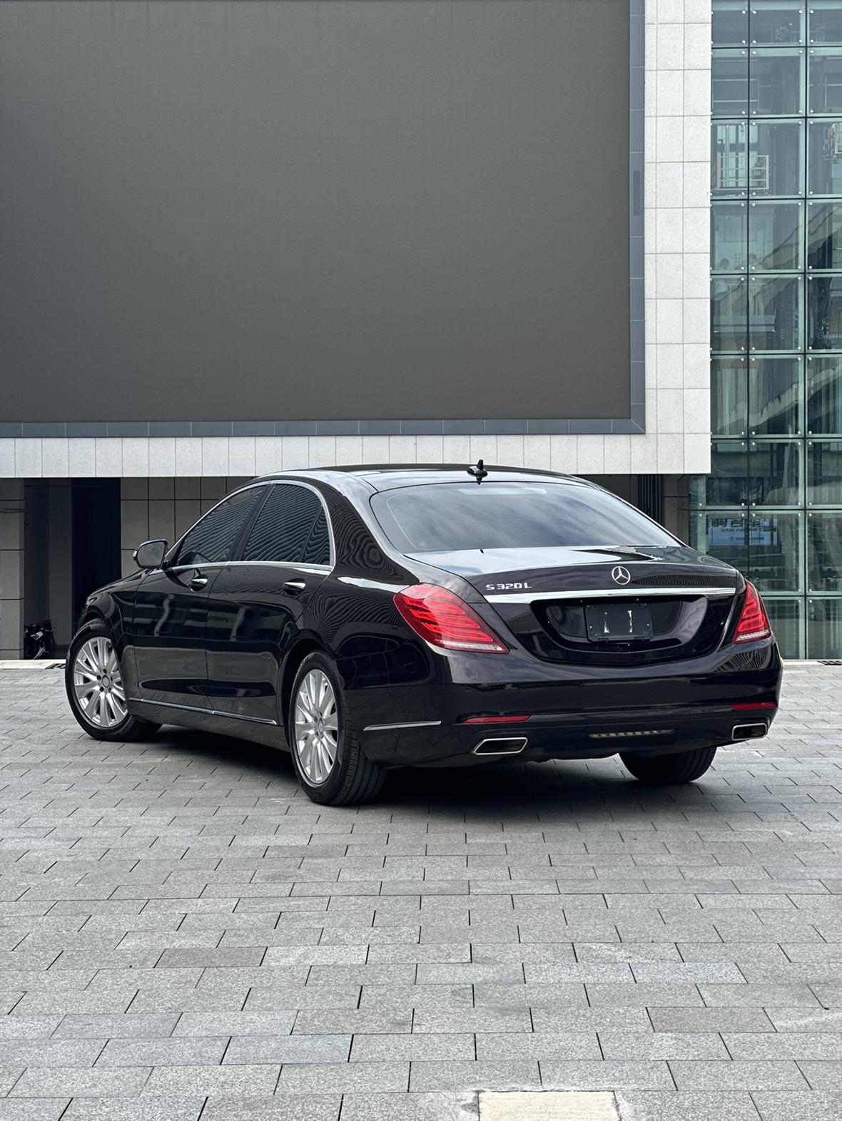 Mercedes-Benz S-Class 2015 thumb 11