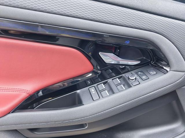 Land Rover Range Rover Velar 2020 thumb 5