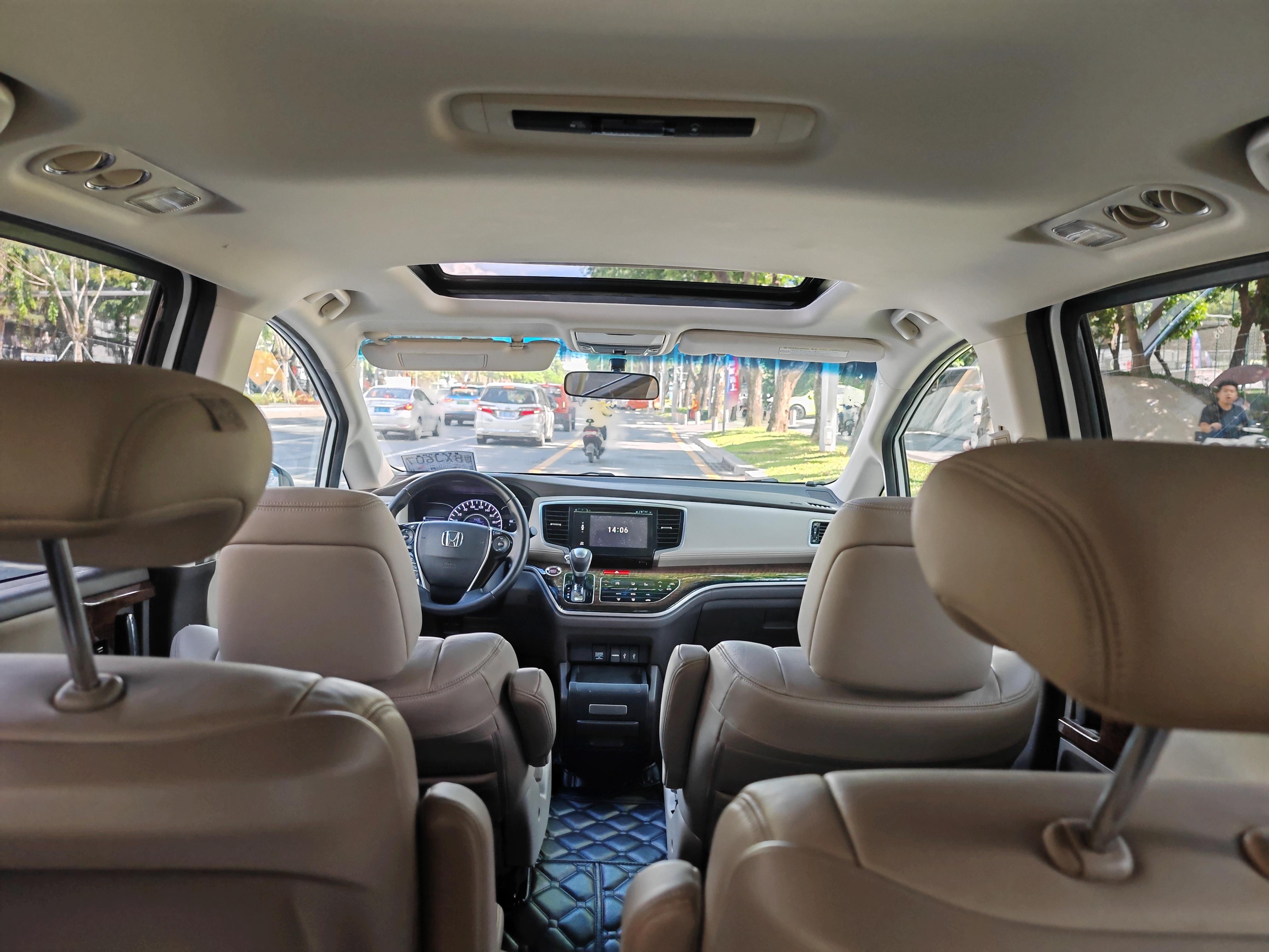 Honda Odyssey 2015 thumb 12